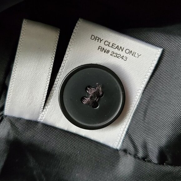 NY & Company Peplum Style Cropped Jacket 3/4 Sleeves B&W Pinstripe Size 6 - Picture 9 of 14